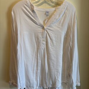 Old Navy Cream Button-Up Women's Blouse
